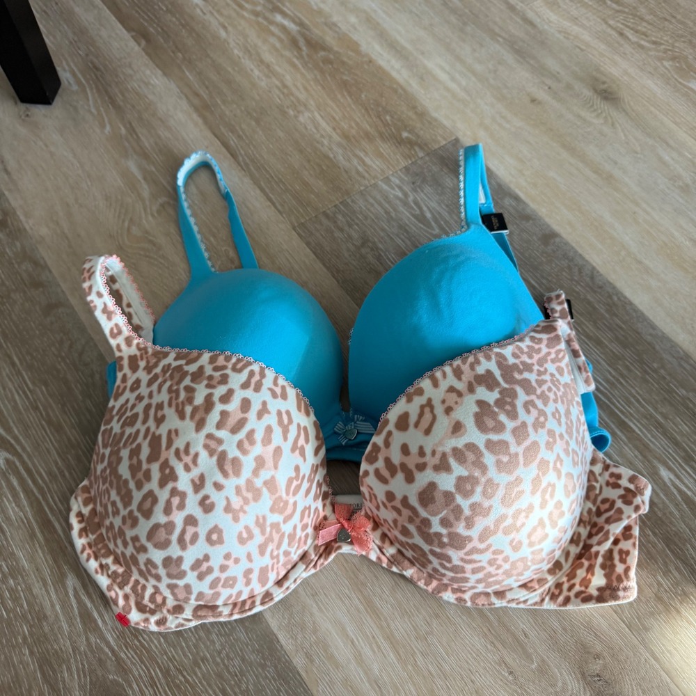 Lot 2 NWT Victoria's Secret Push Up Bras  Body By Victoria 38C Blue Nude Neutral - Picture 2 of 16